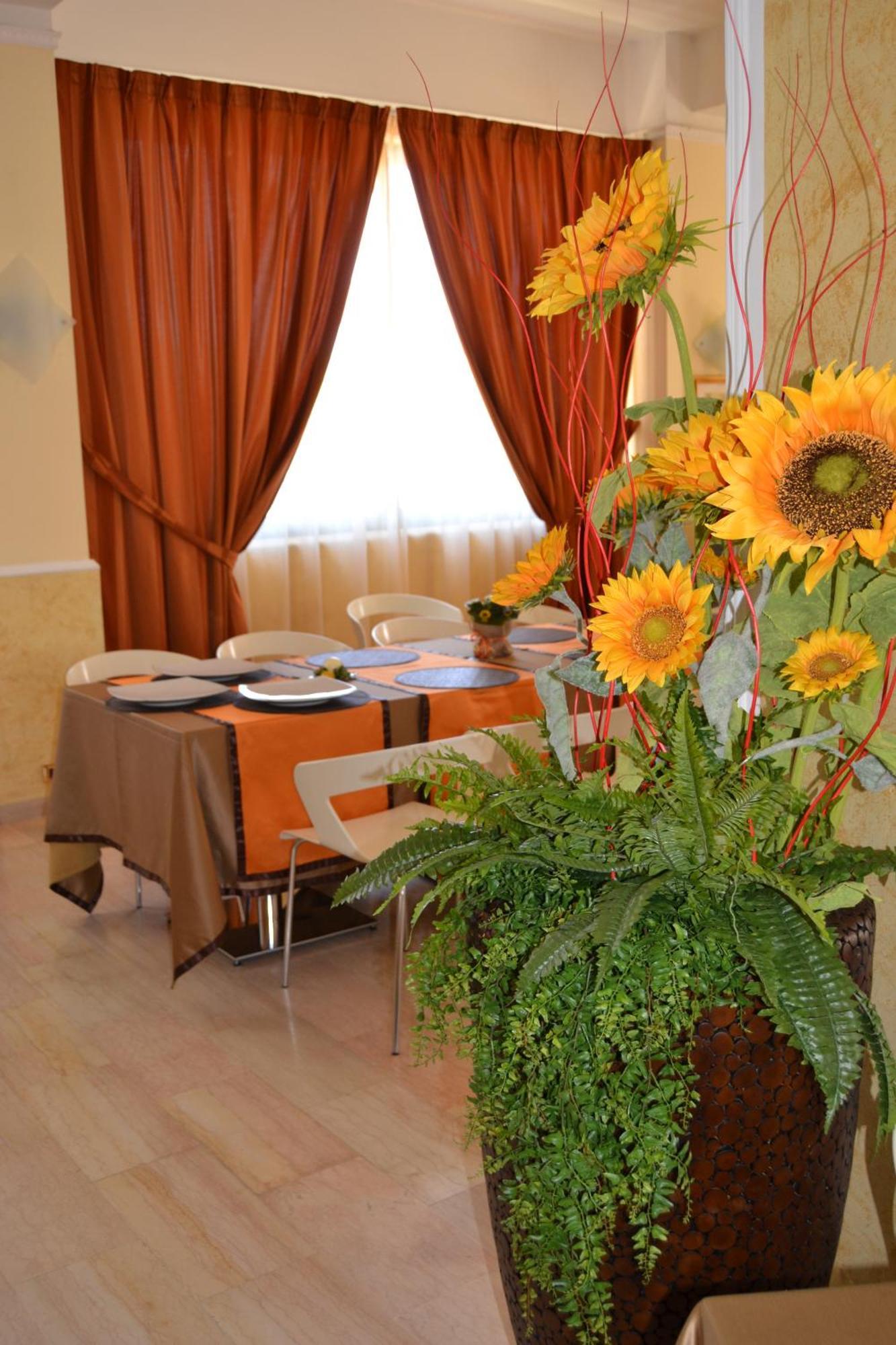 Hotel San Luca Rossano Eksteriør bilde