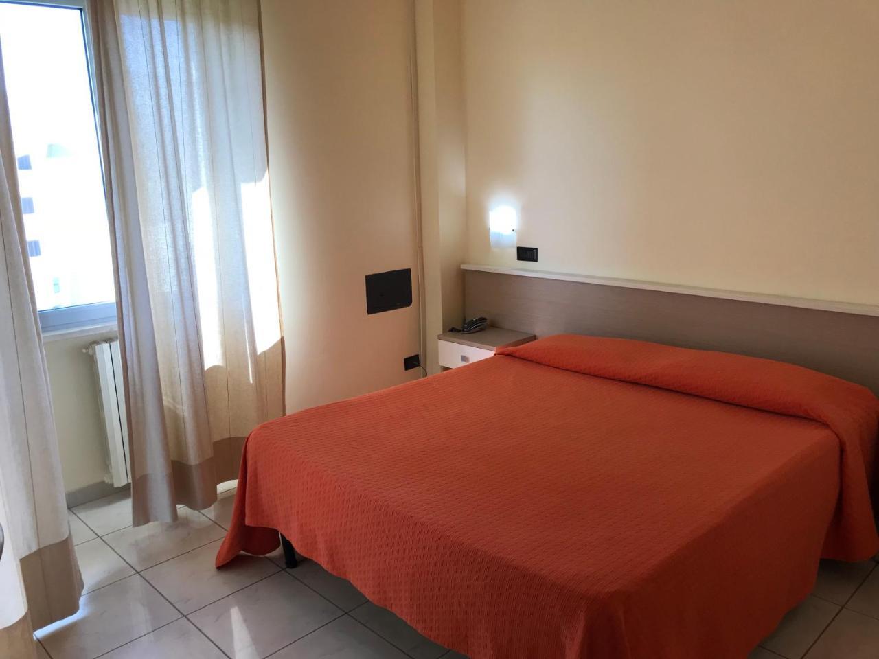 Hotel San Luca Rossano Eksteriør bilde